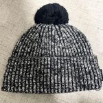 Lululemon Textured Knit Sherpa Lined Beanie Winter Hat Black & White NWT Photo 2