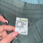 Aerie NWT Offline by  Green Chill Moves Cargo Pants in size S Green Photo 5