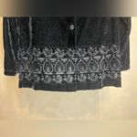 Jaclyn Smith Classic women’s Black Velvet Whimsigoth Button Front blouse|size:S Photo 3