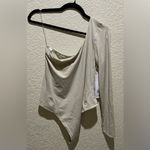 Lululemon NWT Wundermost Ultra Soft Nulu Long Sleeve One Shoulder Bodysuit Tan L Photo 6