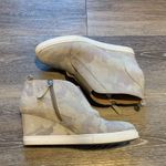 Linea Paolo  Felicity Wedge Sneakers Light Camo Suede Shoes 9 Photo 2