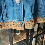 Vintage Embroidered Western denim jacket Cotton Button Down Shirt cowboy boots Blue Size M Photo 5