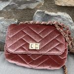Steve Madden mauve pink Quilted Velvet small purse gold hardware Photo 1