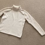 Charter Club  Turtleneck Sweater Cream Medium Pullover Ribbed Long Sleeve EUC Photo 2