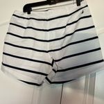 Nautica  Cotton Stretch Twill Shorts Size 10 Photo 2