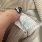 Princess Polly Women’s 6 Tan Ribbed Cropped Longsleeve Photo 2