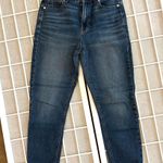 American Eagle  Outfitters Regular Blue Jeans, size 2 Photo 1