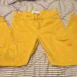 Old Navy Mid-Rise Daisy-Print Pixie Ankle Pants for Women Photo 0