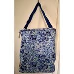 Lilly Pulitzer Wine Carrier Soft Cooler Blue Insulated High Maintenance NWT New Photo 4