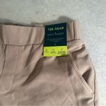 Tek Gear NWT Women's  Pleated 7-in. Golf Shorts Size M Tan Cream Photo 1