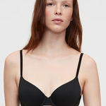 Gap NWT  Body Size 32D (Medium) 4693 Black Underwired Padded Everyday T-Shirt Bra Photo 0