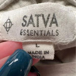 Satva  organic cotton green muscle shirt Photo 4