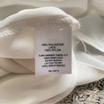 Valerie Stevens • sleeveless blouse• Photo 5