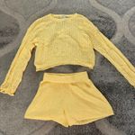 Sincerely Jules Yellow crochet set Photo 0