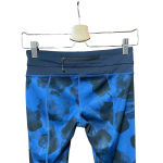 Lululemon  Run Inspire Crop II Jumbo Inky Floral‎ Blue Black Size 4 Photo 5