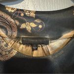Elegant Black and Gold Paisley Women's Top Bleu Medium Y2K T shirt Photo 1