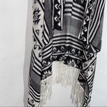 Panhandle  Aztec Cardigan Black & White Size Small Photo 2