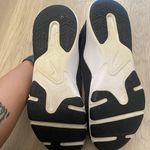 Nike Legend Essential Sneakers Photo 1