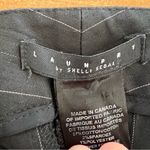 Laundry by Shelli Segal Laundry by Shelley Segal women’s size 0, striped‎ dress pants with pockets Photo 3