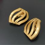 Unique Vintage 80’s Unsigned Gold-tone Sheet Runway Large Clip On Earrings 31g Photo 7