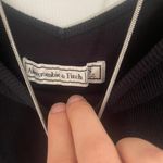 Abercrombie & Fitch A&F Black Ribbed V Neck Crop Photo 4
