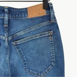 Madewell NWT The Petite Curvy Mid-Rise Perfect Vintage Jean in Kenmere | Sz 27P Photo 8