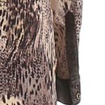Alberto Makali  Animal print Long Sleeve Bl… Photo 7