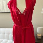 Victoria's Secret Victoria secret satin set in good condition. Size M Photo 1