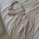 Gymshark  4 piece set pink workout set small Photo 3