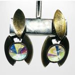 β
Vintage Very unique clip on earrings with iridescent jewel center Photo 2