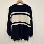 American Eagle outfitters sweater! Vintage style navy and white size medium! Photo 2