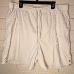 Karen Scott  White Athletic Shorts with Elastic Waistband Photo 0
