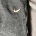 Nike dri-fit yogi capris Photo 1