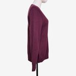 AQUA  Cashmere 100 Percent Cashmere V Neck Sweater Purple Berry Women’s Size L Photo 3