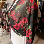 Ember lace red black floral silky stretchy V Photo 1