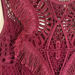 Venus  Crochet  Burgundy Lace fitted Sleeveless Top size 8 Photo 3