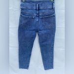 Hollister  Ultra High-Rise ‘80s Mom Jeans 24x27 Photo 4