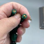 Vintage green acrylic hidden clasp geo shaped tubular black disk choker Photo 6