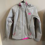 The North Face  HyVent 2.5L Grey Rain Jacket/Windbreaker Photo 1