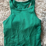 Lululemon  Tank Top Bra Built-In Photo 0