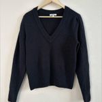 Madewell  Westgate V-Neck Sweater in Coziest Yarn Photo 4