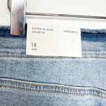 American Eagle NWT  Outfitters Super High Rise Shortie Jean Denim Shorts 18 34W Photo 3