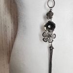 Fashion Statement Flower Design Pendant and Silver Tone Necklace Photo 7