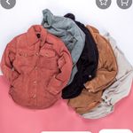 Love Tree  Camel Tan Sherpa Shacket Jacket from Flaunt Boutique Size L Photo 11