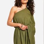 Boohoo  Extreme Flare Sleeve Flippy Playsuit in khaki green 12 Photo 0