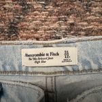 Abercrombie & Fitch Abercrombie Relaxed Jeans Photo 2