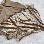 Listicle Boutique Golden Taupe Crushed Velvet Skort Medium NWT Photo 3