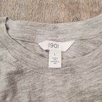 1901 NWT  Gray Short Sleeve Holiday T-shirt Size Large Photo 3