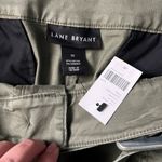 Lane Bryant NWT High Rise Bermuda Cargo Shorts Olive Green Women's Size 20 Photo 2