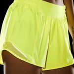 Lululemon hotty hot 2.5” high rise electric lemon lined shorts Sz 6 Rare Photo 0